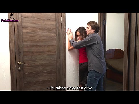 ❤️ مسکن سکسی در حین فروش آپارتمانش به طرز نفسانی گربه اش را تکان می دهد و او را لعنت می کند - Krempai ☑ فیلم لعنتی در fa.watchhentai.ru ﹏