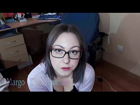 ❤️ دختر سکسی با عینک، دیلدو را عمیقاً در دوربین می مکد ☑ فیلم لعنتی در fa.watchhentai.ru ﹏