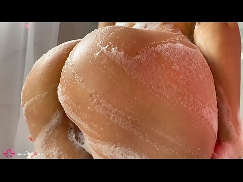 ❤️ سبزه با ارتعاش گربه خودارضایی می کند تا ارگاسم شدید در دوش گرفتن ☑ فیلم لعنتی در fa.watchhentai.ru ﹏